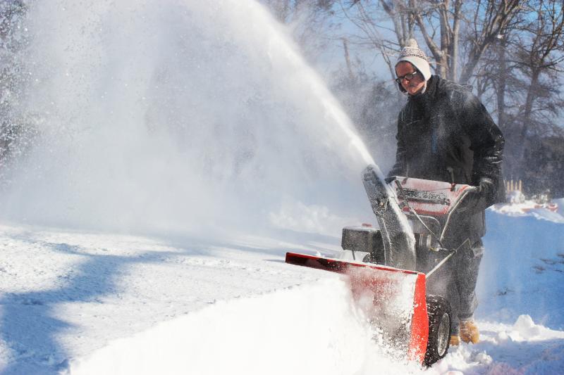 https://wareham.theweektoday.com/sites/beaverdam/files/2015/01/field/image/snowblow.jpg