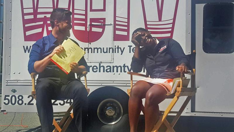Host Queen Banda (right) is shocked at Mat Rose (left) guessing the name of the person she thought of in her head."I'm a terrible speller: instead of an 's,' I imagined a 'z.' I thought maybe the spelling he does would be wrong," she said. The whole time, she tried not to give him a clue as to what she was thinking, she said. BY ZARRIN TASNIM AHMED