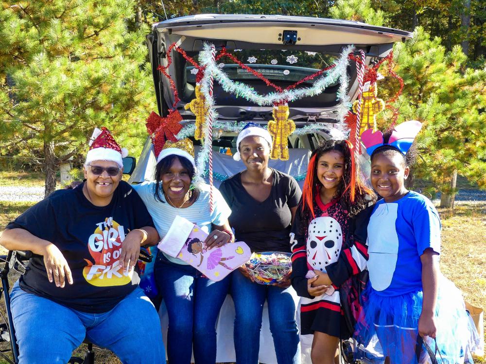 PHOTOS: Trick or treat! Halloween comes to Fernwood in January