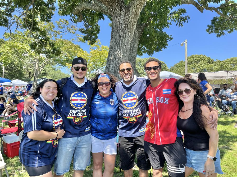 The Nascimento family reunion. From left to right: Nicaeyla Pires, Desmond Nascimento, Melissa Nascimento, René Nascimento, Jayden Nascimento, Tanya Pires. Photo by Christian Uva