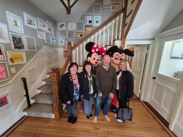 A cool act of kindness with Kathy Hebert, Rose Therbger, Tim O’Connell and Cathy Alvis. Photo source: Wareham New Bedford Elks Lodge