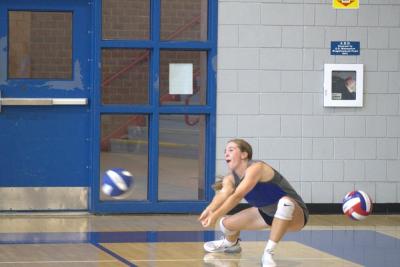 Think fast! Jossalyn Anctil goes low