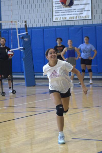 Mackenzie Via-Kashner makes quick moves toward the ball
