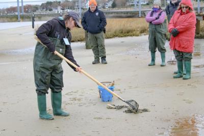 Abby Forcier shows the crowd how its done.