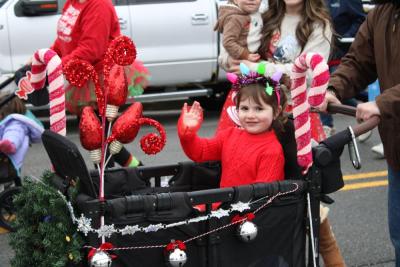 A holly jolly display of Christmas spirit.