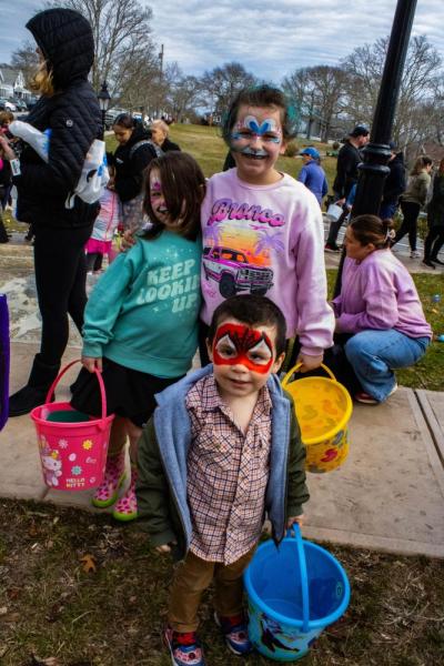 Serenity Hunt,  Layne Hunt and Gianna Snyder faces painted and all. 