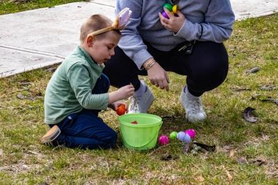 Dylan Bilodeau counts out his findings.
