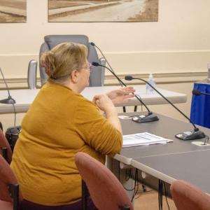 Brenda Eckstrom at the Tuesday, Oct. 21 Select Board meeting. Photo by Brandy Muz