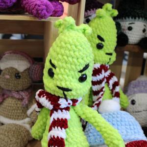 A crochet grinch.