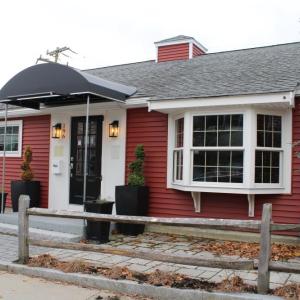 The empty Scarlett Rose. Photo by Brandy Muz