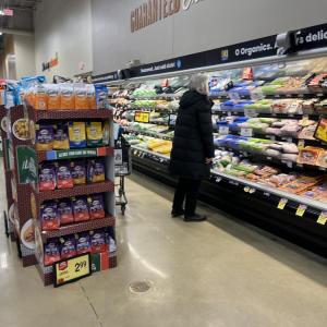 Shoppers in the aisles of Shaw's preparing for the storm. Photos by Brandy Muz 