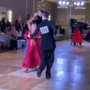 Gilmore and her partner on the dance floor.