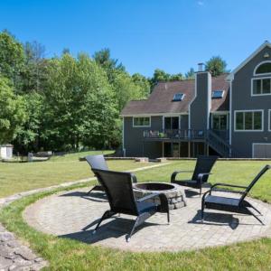 Expansive back yard